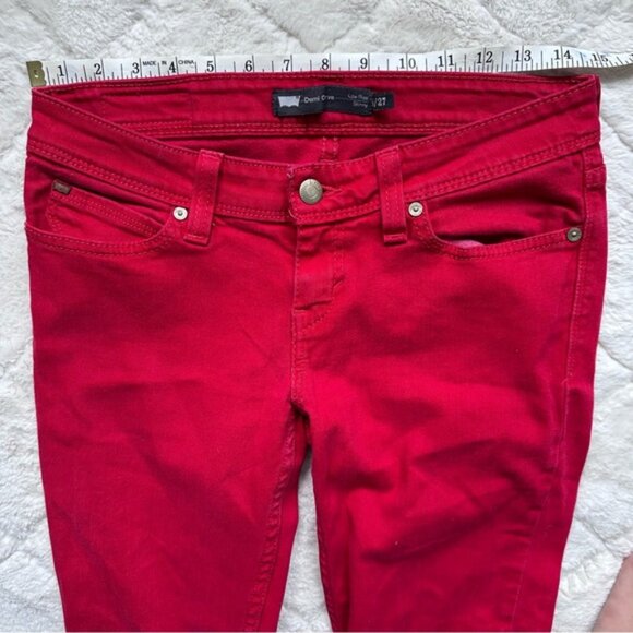 Levi's | Coral Red Denim Curve Low Rise Skinny Jeans | Size 5/27 - Picture 8 of 11